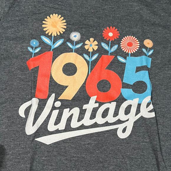 Gildan M Retro 1965 Vintage Tee Gray Floral Graphic Short Sleeve Birthday - Picture 3 of 4